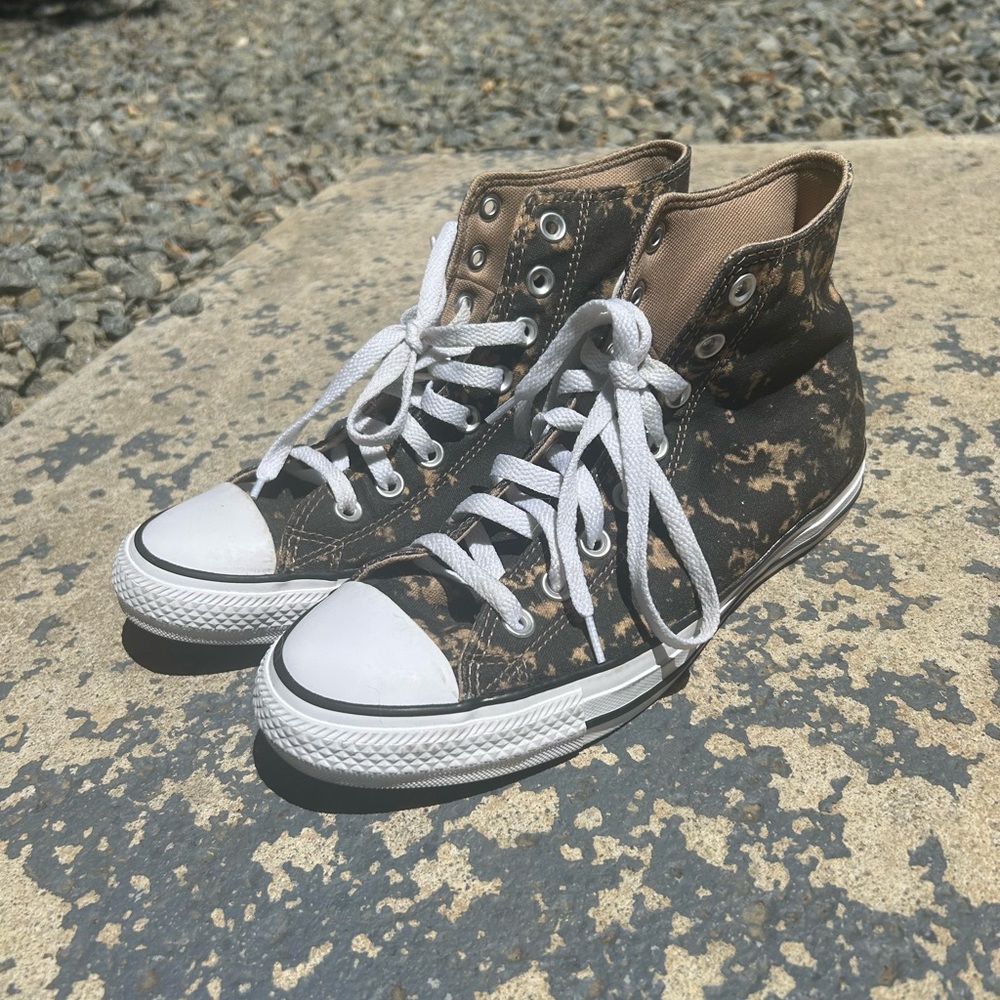 Women’s 9 Converse | Men’s 7
